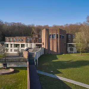https://katholische-akademie-schwerte.dusseldorf-hotel.net